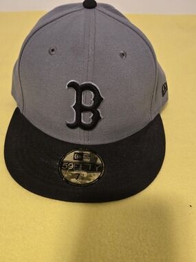 New Era 59FIFTY Boston B Logo Gray and Black Fitted Hat
